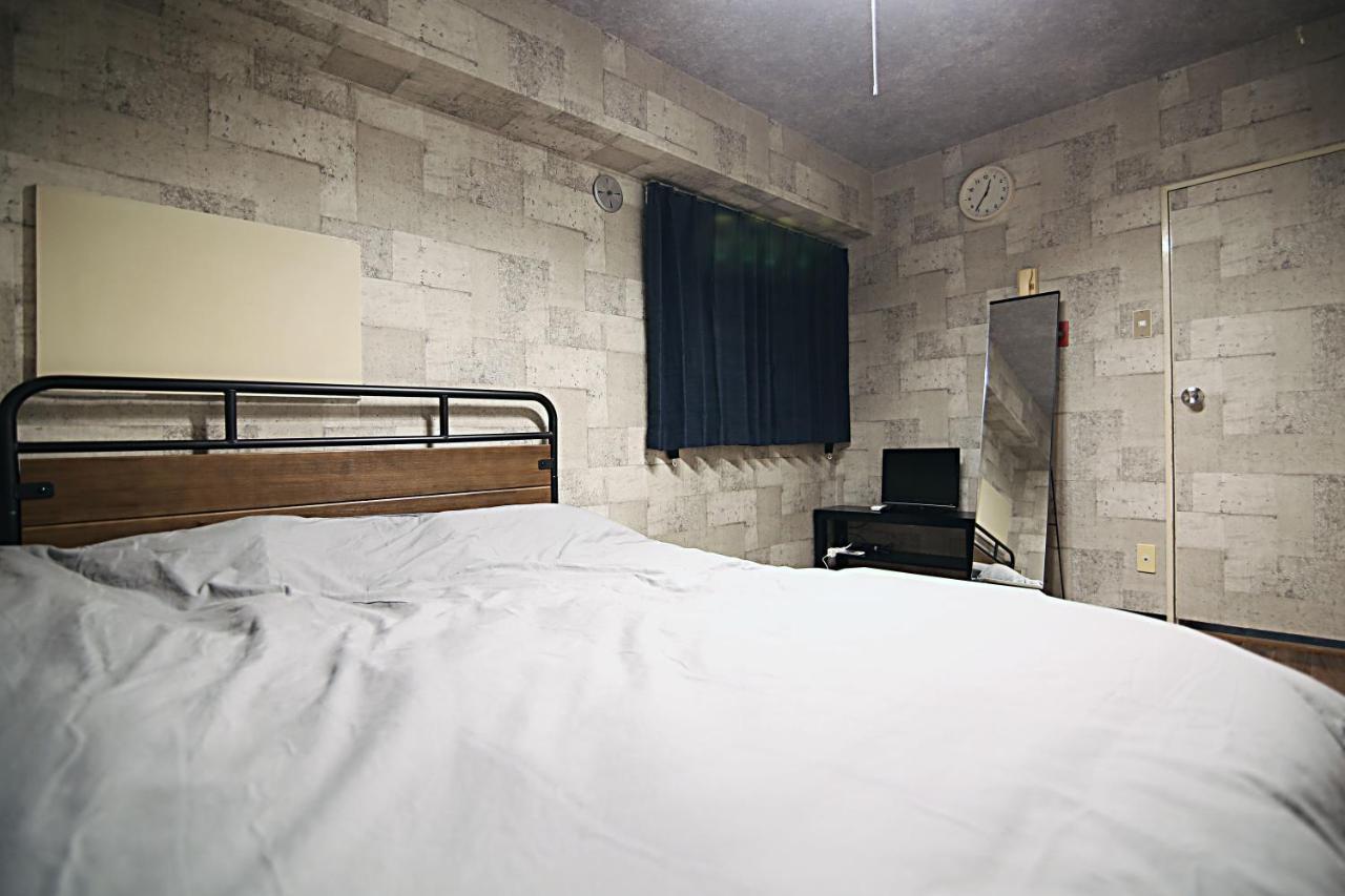 Kb House Shinjuku Double Room Free Poket Wifi! Tokió Kültér fotó